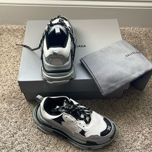 Balenciaga 30- Kids - Excellent Condition